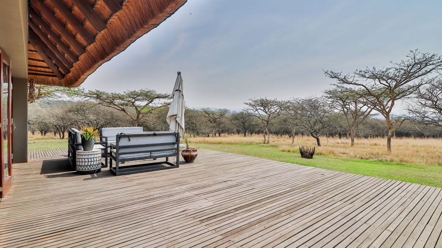 5 Bedroom Property for Sale in Ottos Bluff KwaZulu-Natal