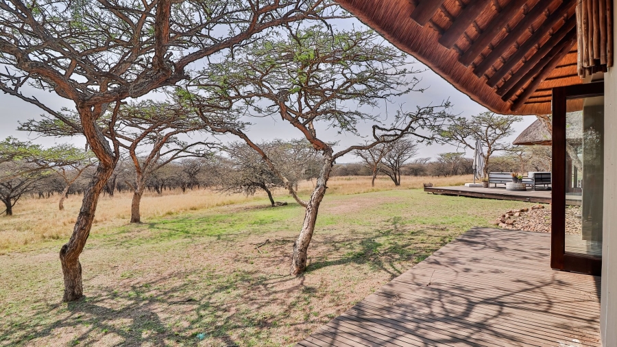 5 Bedroom Property for Sale in Ottos Bluff KwaZulu-Natal