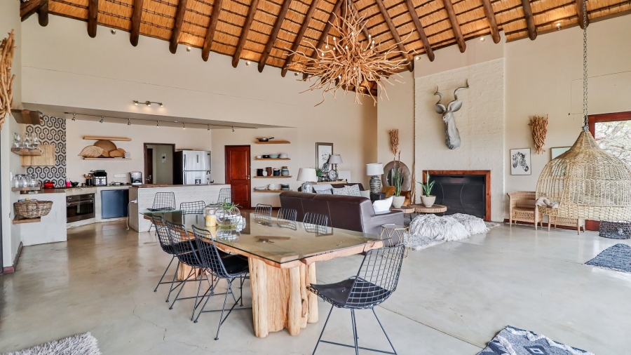5 Bedroom Property for Sale in Ottos Bluff KwaZulu-Natal