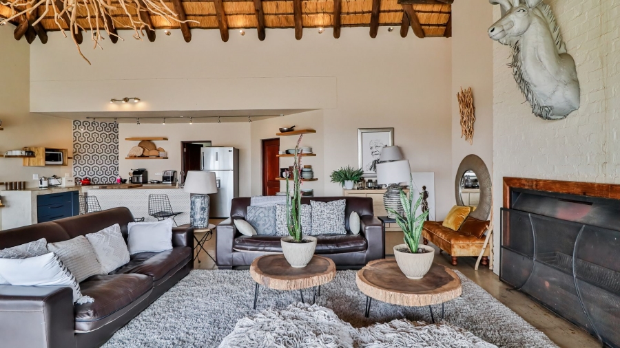 5 Bedroom Property for Sale in Ottos Bluff KwaZulu-Natal