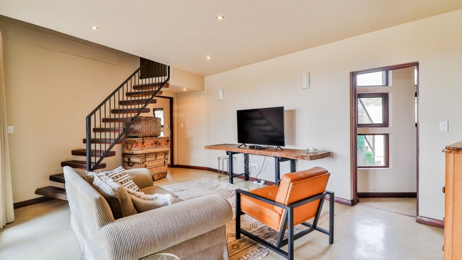 5 Bedroom Property for Sale in Ottos Bluff KwaZulu-Natal