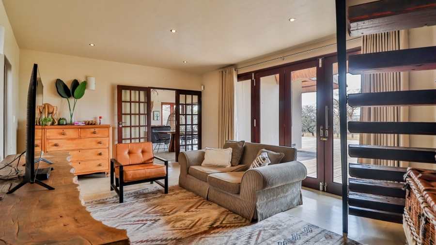 5 Bedroom Property for Sale in Ottos Bluff KwaZulu-Natal
