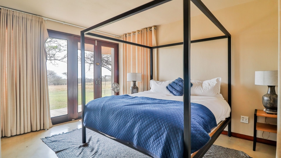 5 Bedroom Property for Sale in Ottos Bluff KwaZulu-Natal