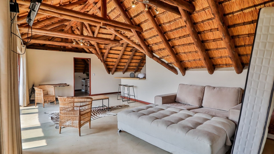 5 Bedroom Property for Sale in Ottos Bluff KwaZulu-Natal
