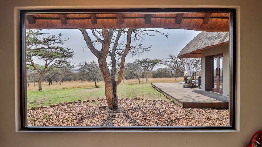 5 Bedroom Property for Sale in Ottos Bluff KwaZulu-Natal