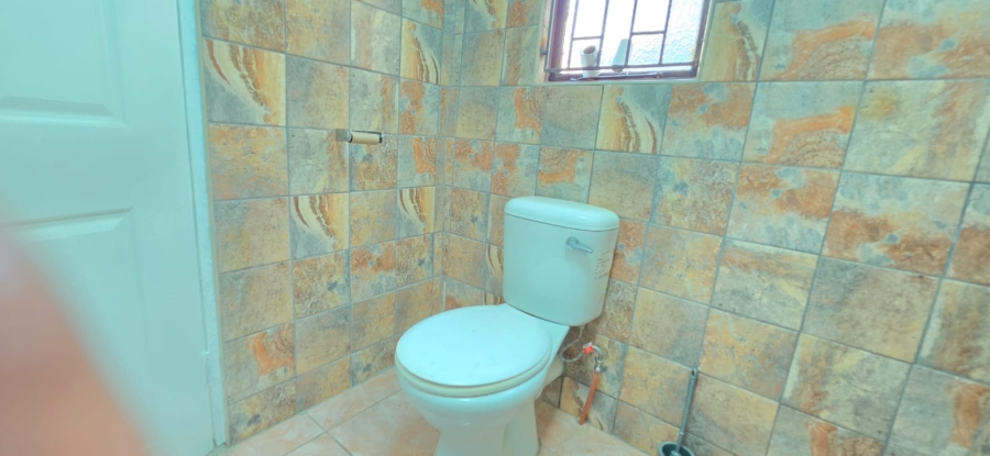 2 Bedroom Property for Sale in Lotus Park KwaZulu-Natal