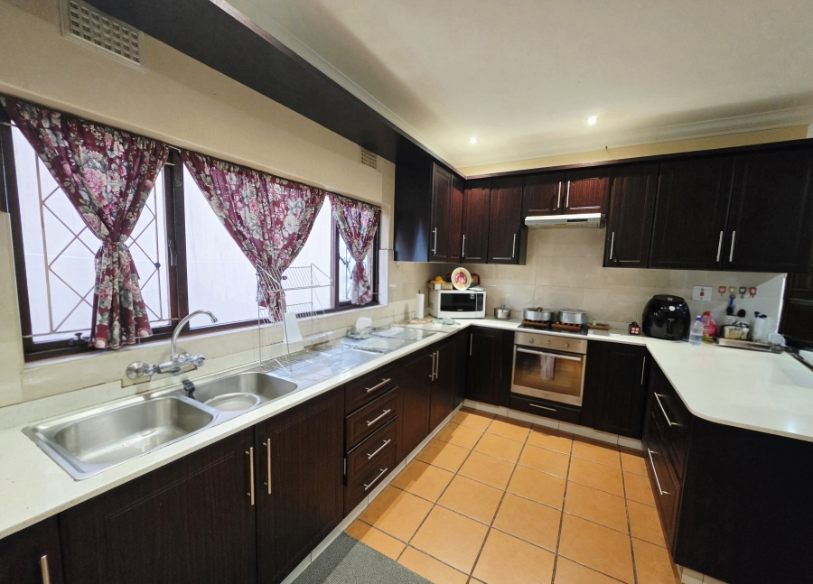4 Bedroom Property for Sale in Veld En Vlei KwaZulu-Natal