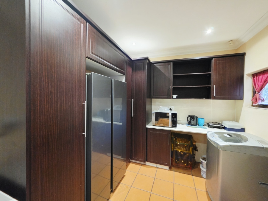 4 Bedroom Property for Sale in Veld En Vlei KwaZulu-Natal
