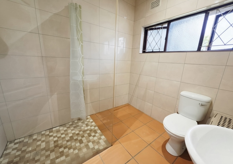 4 Bedroom Property for Sale in Veld En Vlei KwaZulu-Natal