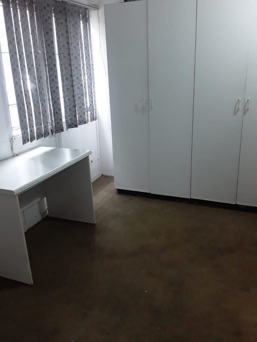 To Let 1 Bedroom Property for Rent in Westridge KwaZulu-Natal
