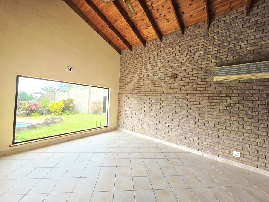 4 Bedroom Property for Sale in Panorama KwaZulu-Natal