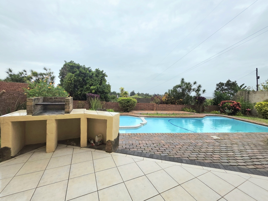 4 Bedroom Property for Sale in Panorama KwaZulu-Natal