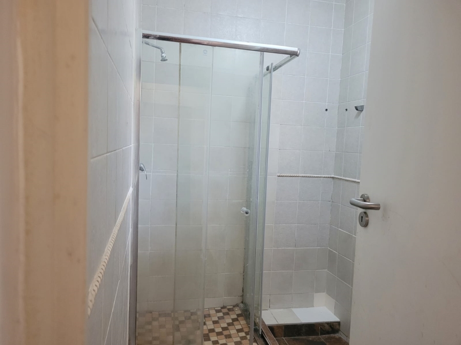 To Let 2 Bedroom Property for Rent in Morningside KwaZulu-Natal