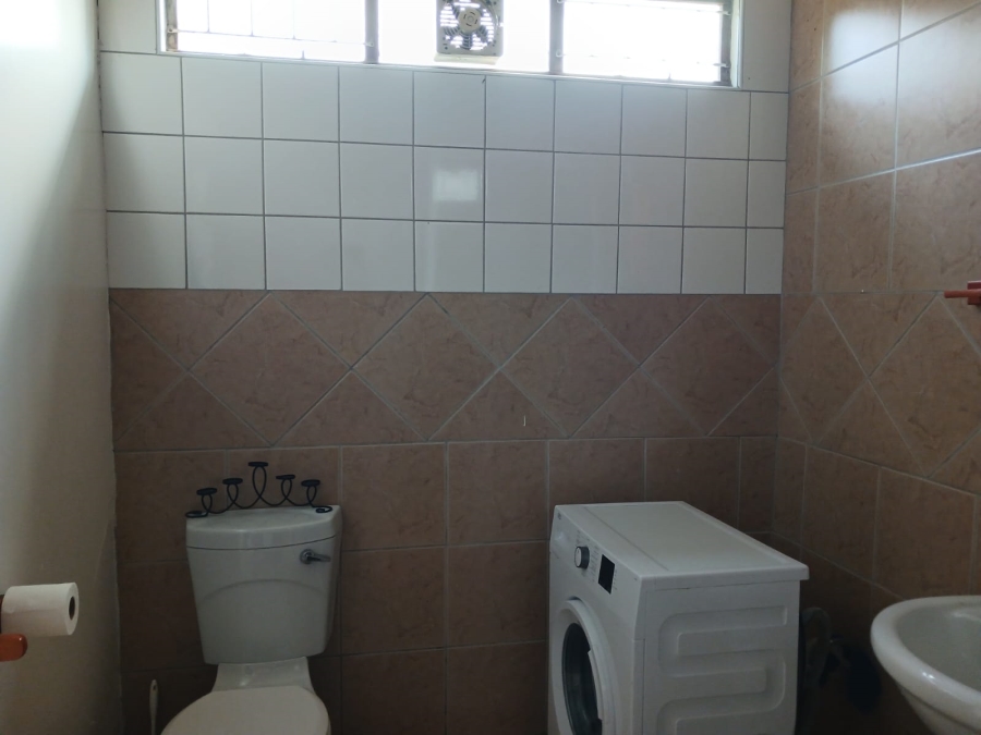 To Let 1 Bedroom Property for Rent in Cowies Hill Park KwaZulu-Natal