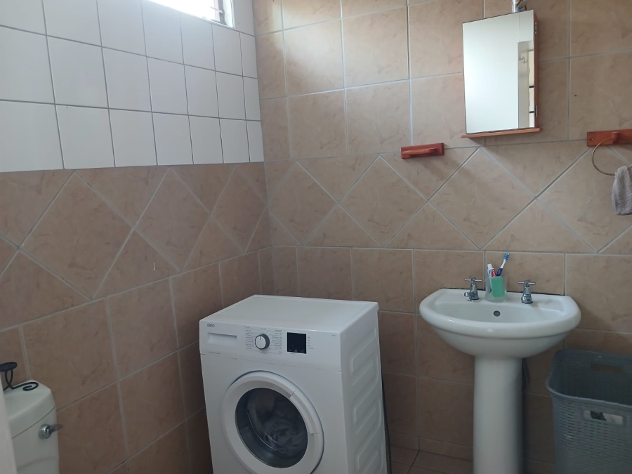 To Let 1 Bedroom Property for Rent in Cowies Hill Park KwaZulu-Natal