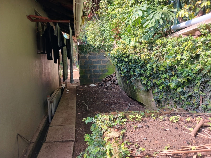 To Let 1 Bedroom Property for Rent in Cowies Hill Park KwaZulu-Natal