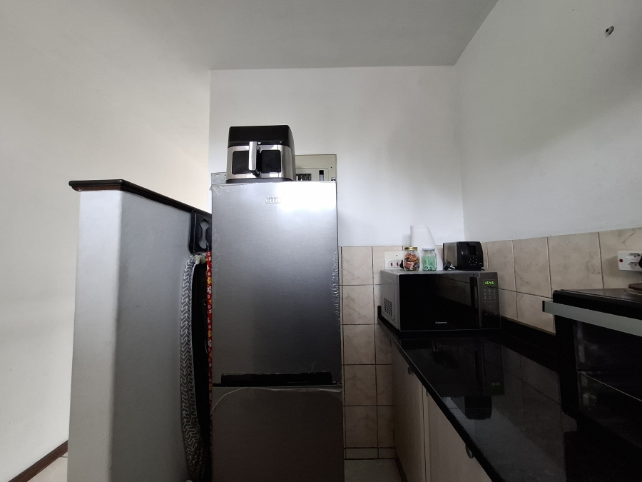 To Let 1 Bedroom Property for Rent in Pinetown KwaZulu-Natal