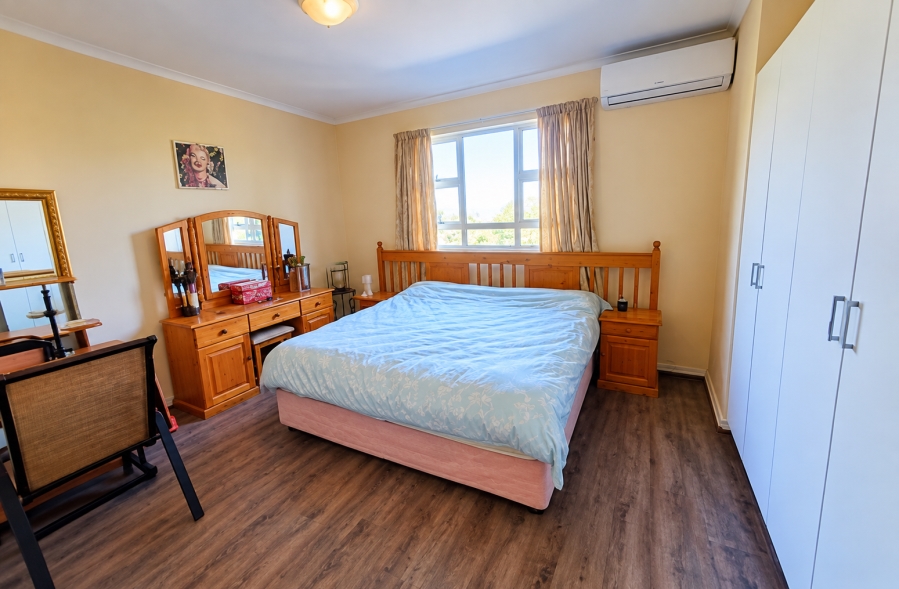 3 Bedroom Property for Sale in Westbrook KwaZulu-Natal