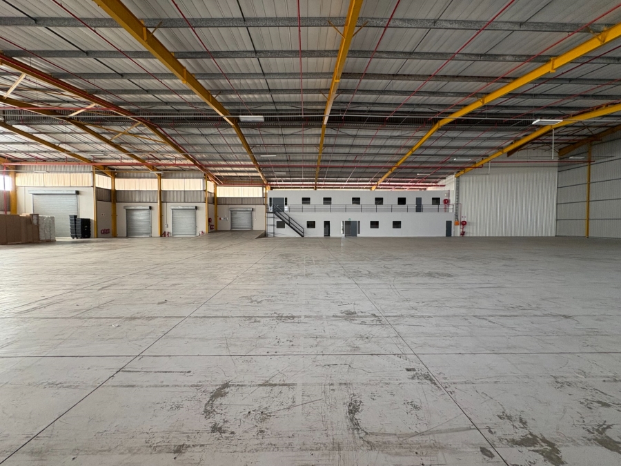 To Let Commercial Property for Rent in La Mercy KwaZulu-Natal