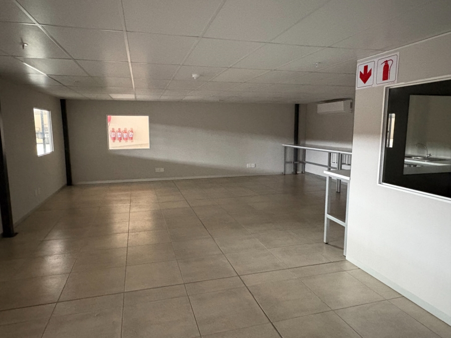 To Let Commercial Property for Rent in La Mercy KwaZulu-Natal