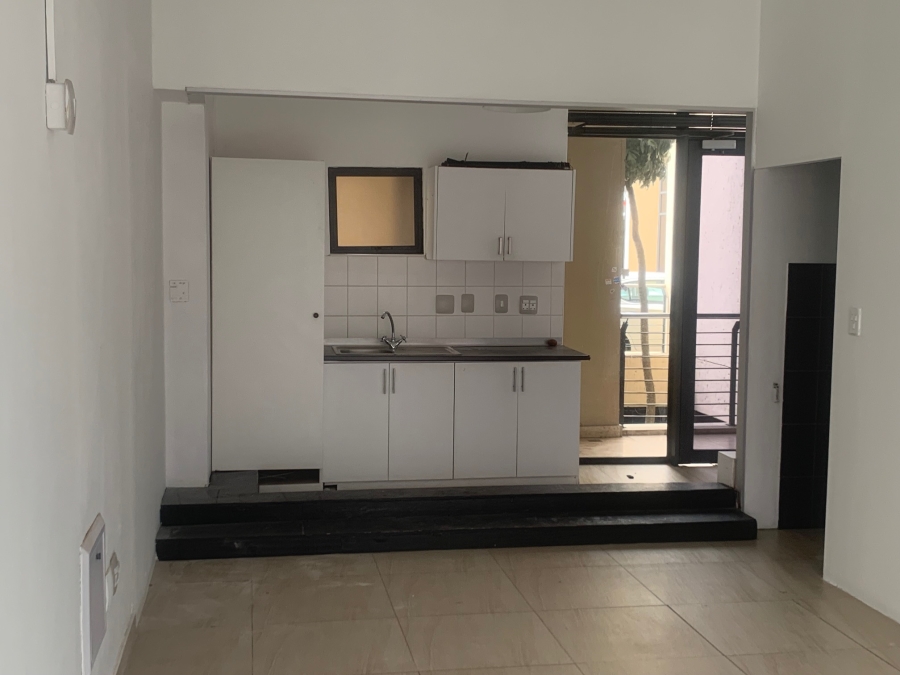 To Let Commercial Property for Rent in Umhlanga Ridge KwaZulu-Natal