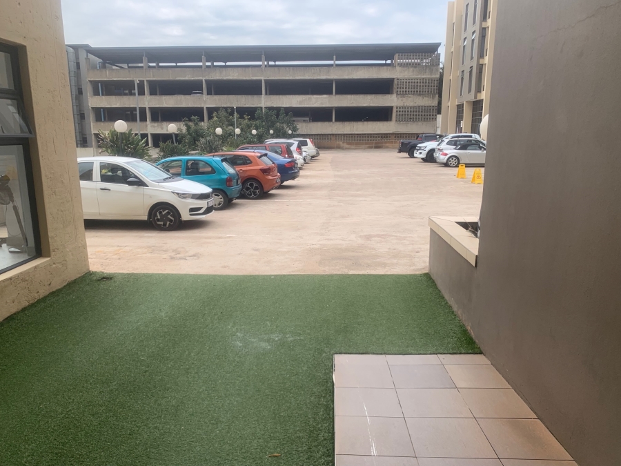 To Let Commercial Property for Rent in Umhlanga Ridge KwaZulu-Natal
