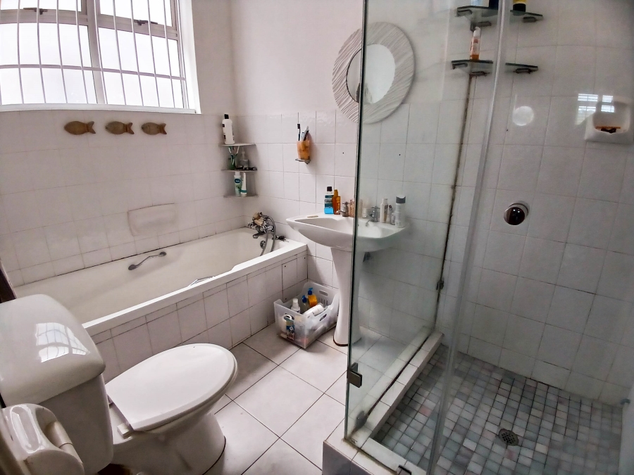 2 Bedroom Property for Sale in Glenwood KwaZulu-Natal