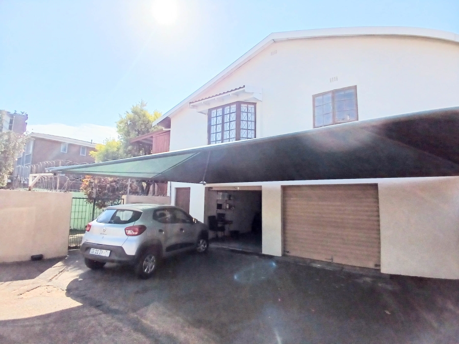2 Bedroom Property for Sale in Glenwood KwaZulu-Natal