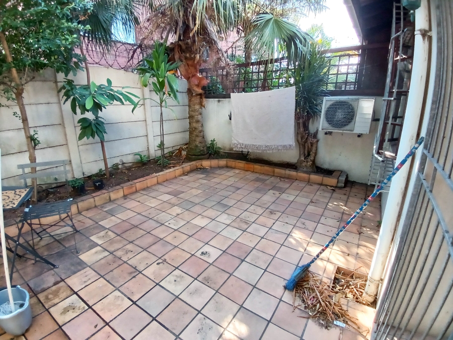 2 Bedroom Property for Sale in Glenwood KwaZulu-Natal