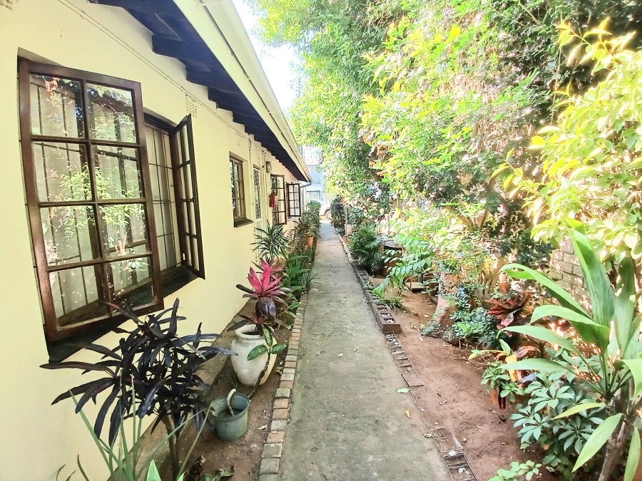 2 Bedroom Property for Sale in Glenwood KwaZulu-Natal