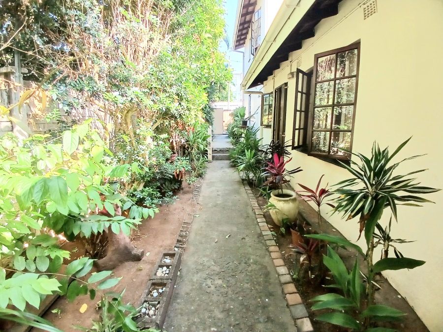 2 Bedroom Property for Sale in Glenwood KwaZulu-Natal