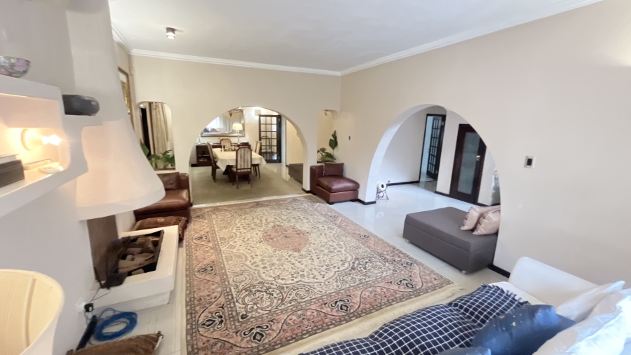 6 Bedroom Property for Sale in Umhlanga KwaZulu-Natal