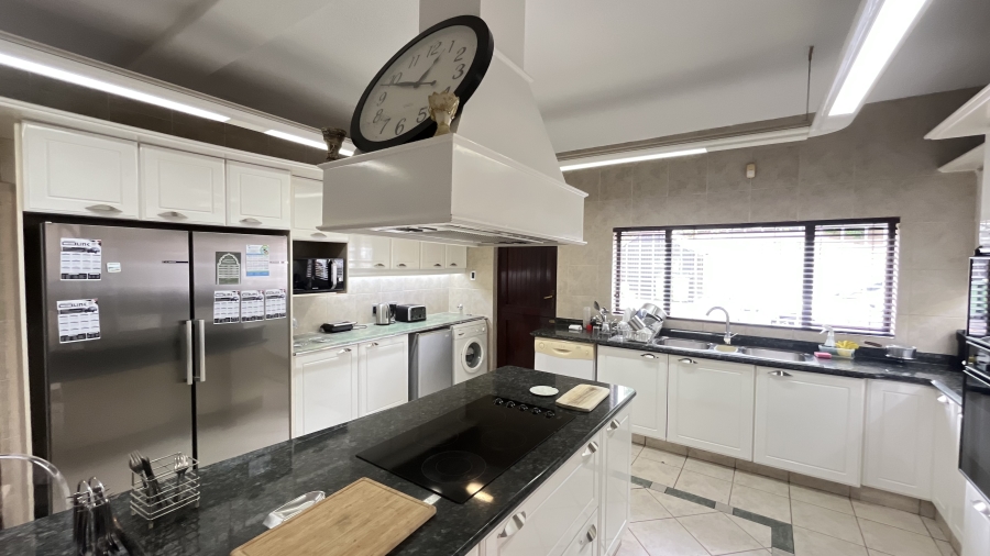 6 Bedroom Property for Sale in Umhlanga KwaZulu-Natal