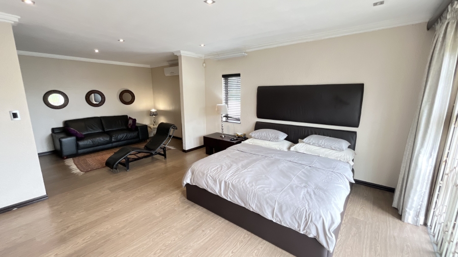 6 Bedroom Property for Sale in Umhlanga KwaZulu-Natal