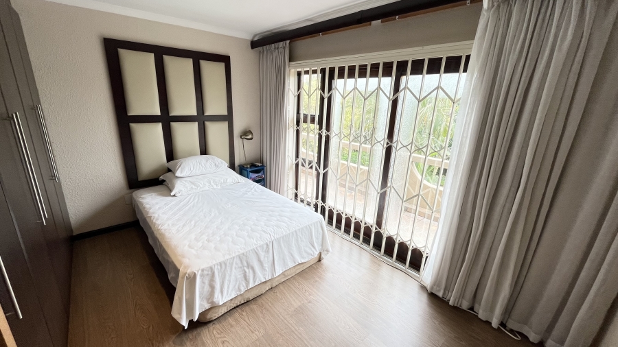 6 Bedroom Property for Sale in Umhlanga KwaZulu-Natal