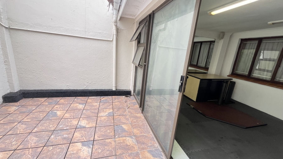 6 Bedroom Property for Sale in Umhlanga KwaZulu-Natal