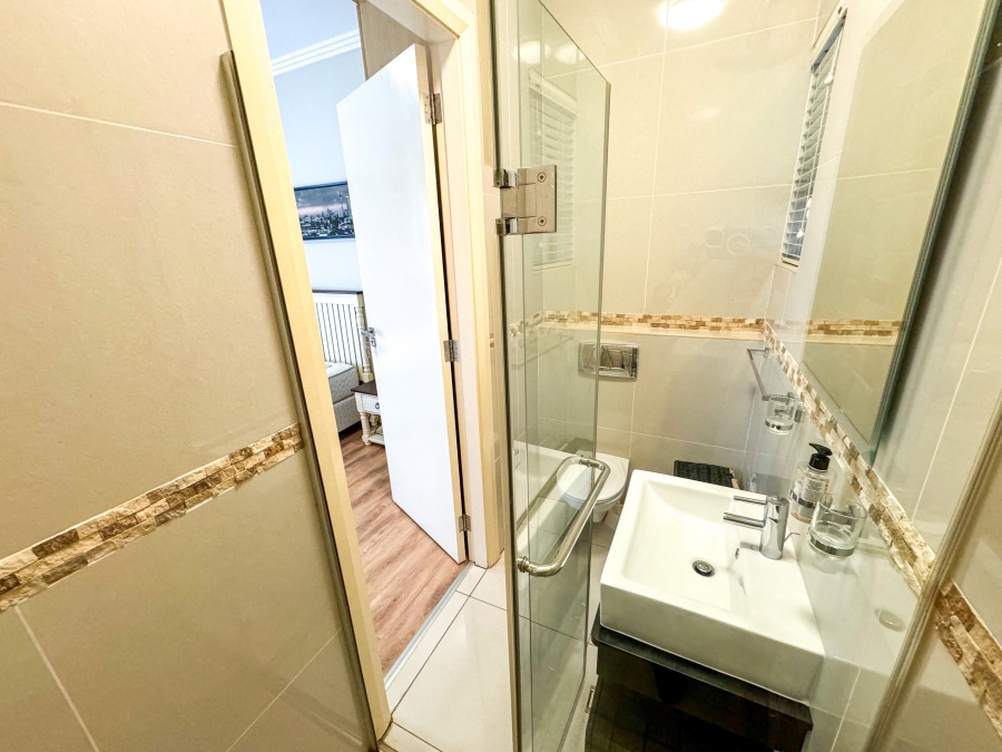 2 Bedroom Property for Sale in Umhlanga Ridge KwaZulu-Natal