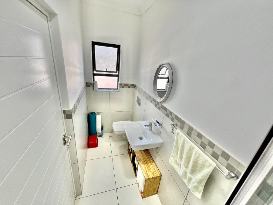 2 Bedroom Property for Sale in Umhlanga Ridge KwaZulu-Natal