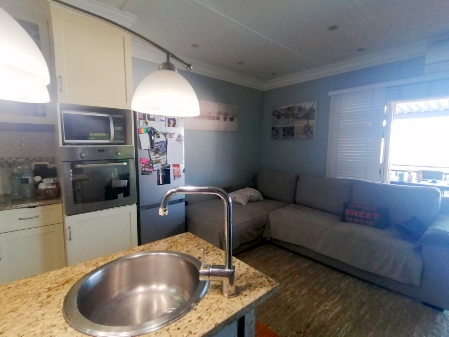 2 Bedroom Property for Sale in Westbrook KwaZulu-Natal