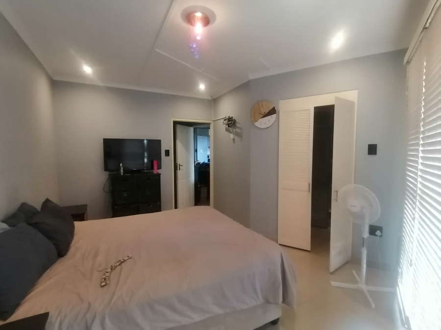 2 Bedroom Property for Sale in Westbrook KwaZulu-Natal
