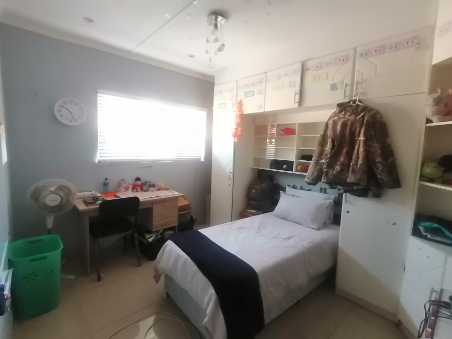 2 Bedroom Property for Sale in Westbrook KwaZulu-Natal