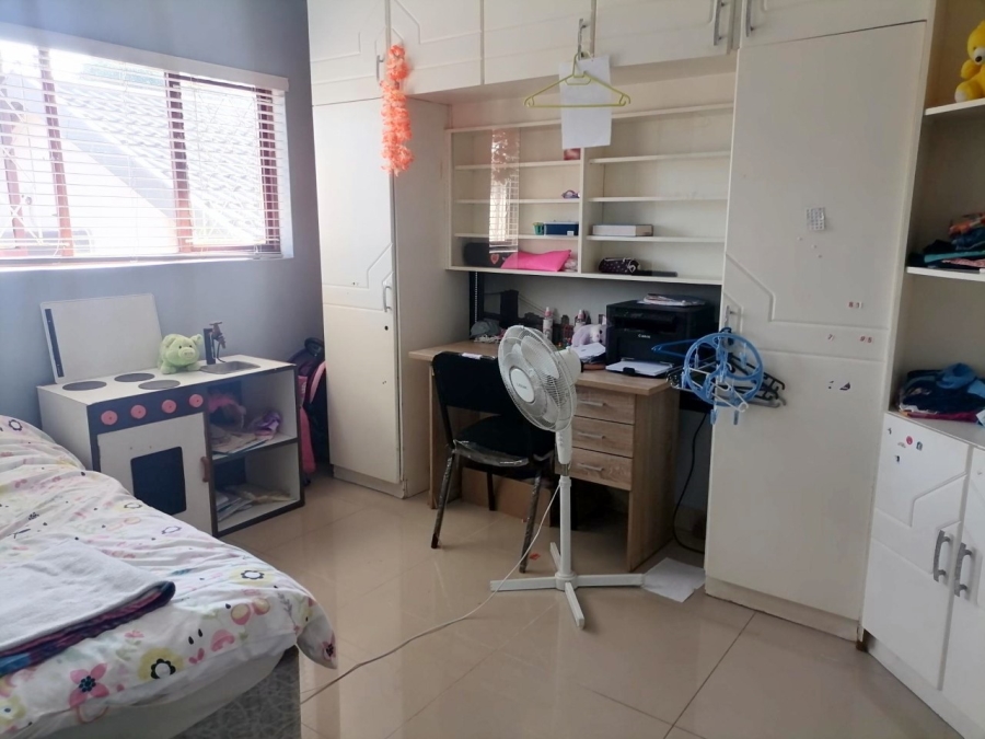 2 Bedroom Property for Sale in Westbrook KwaZulu-Natal