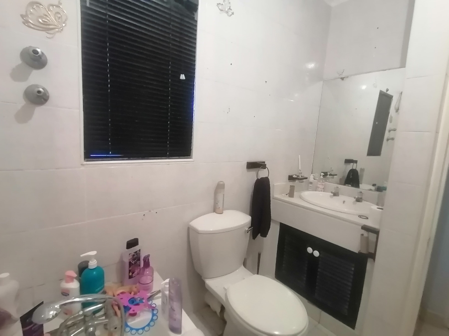 2 Bedroom Property for Sale in Westbrook KwaZulu-Natal