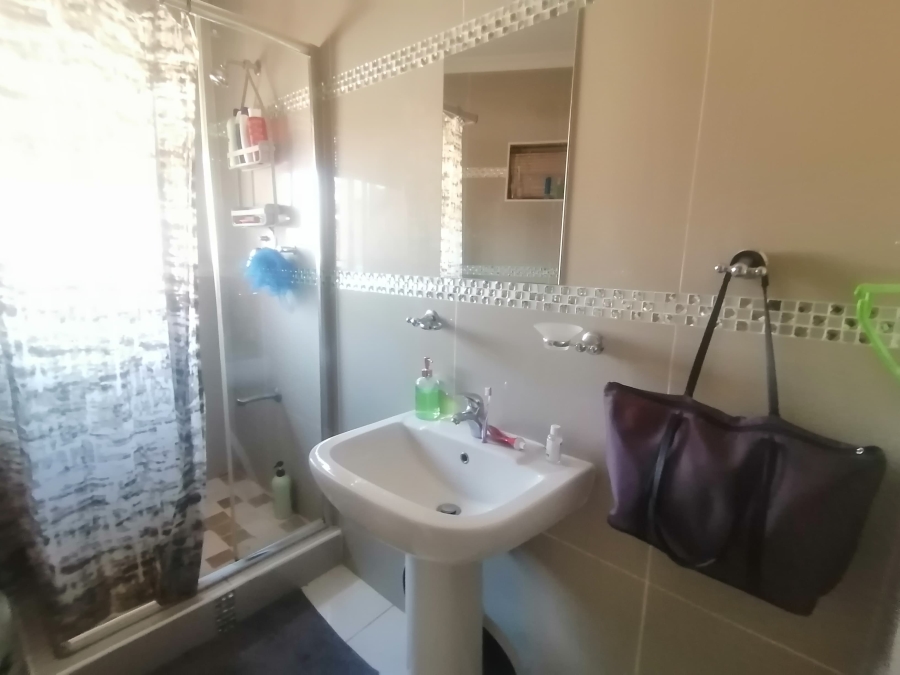 2 Bedroom Property for Sale in Westbrook KwaZulu-Natal