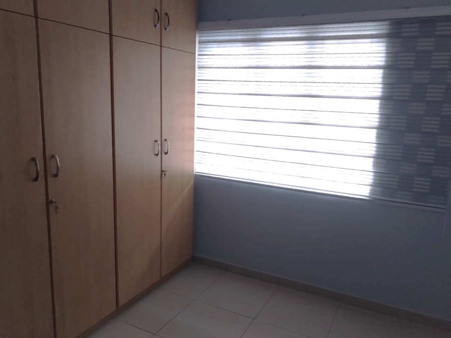 2 Bedroom Property for Sale in Burbreeze KwaZulu-Natal