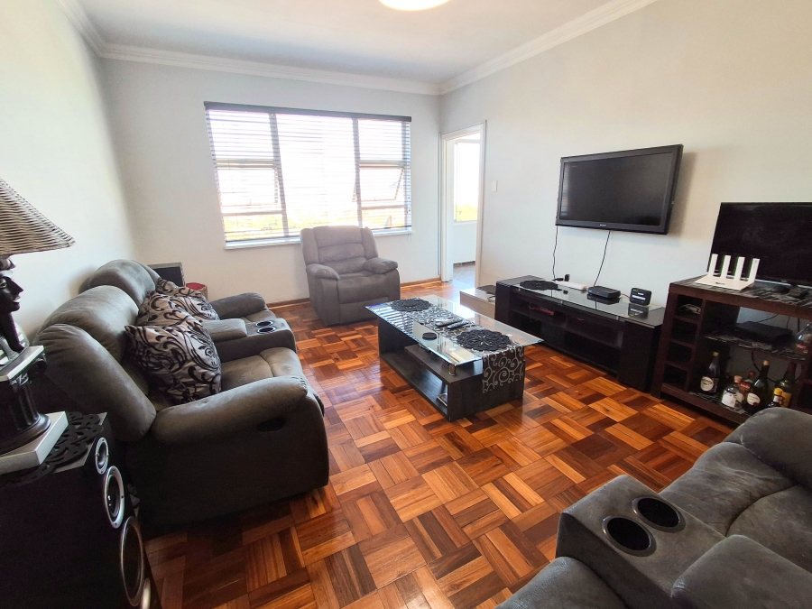 4 Bedroom Property for Sale in Glenwood KwaZulu-Natal