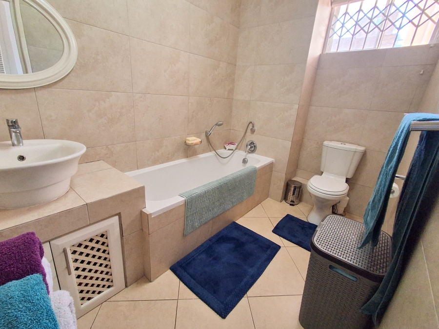 4 Bedroom Property for Sale in Glenwood KwaZulu-Natal