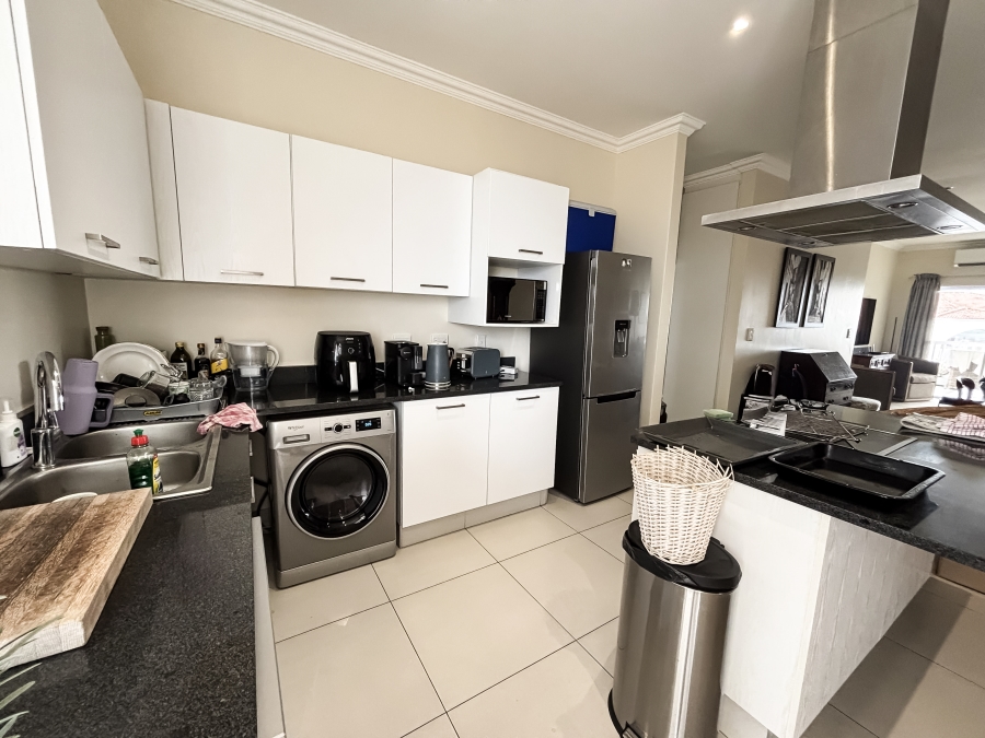 2 Bedroom Property for Sale in La Lucia KwaZulu-Natal