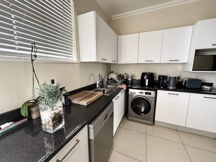 2 Bedroom Property for Sale in La Lucia KwaZulu-Natal