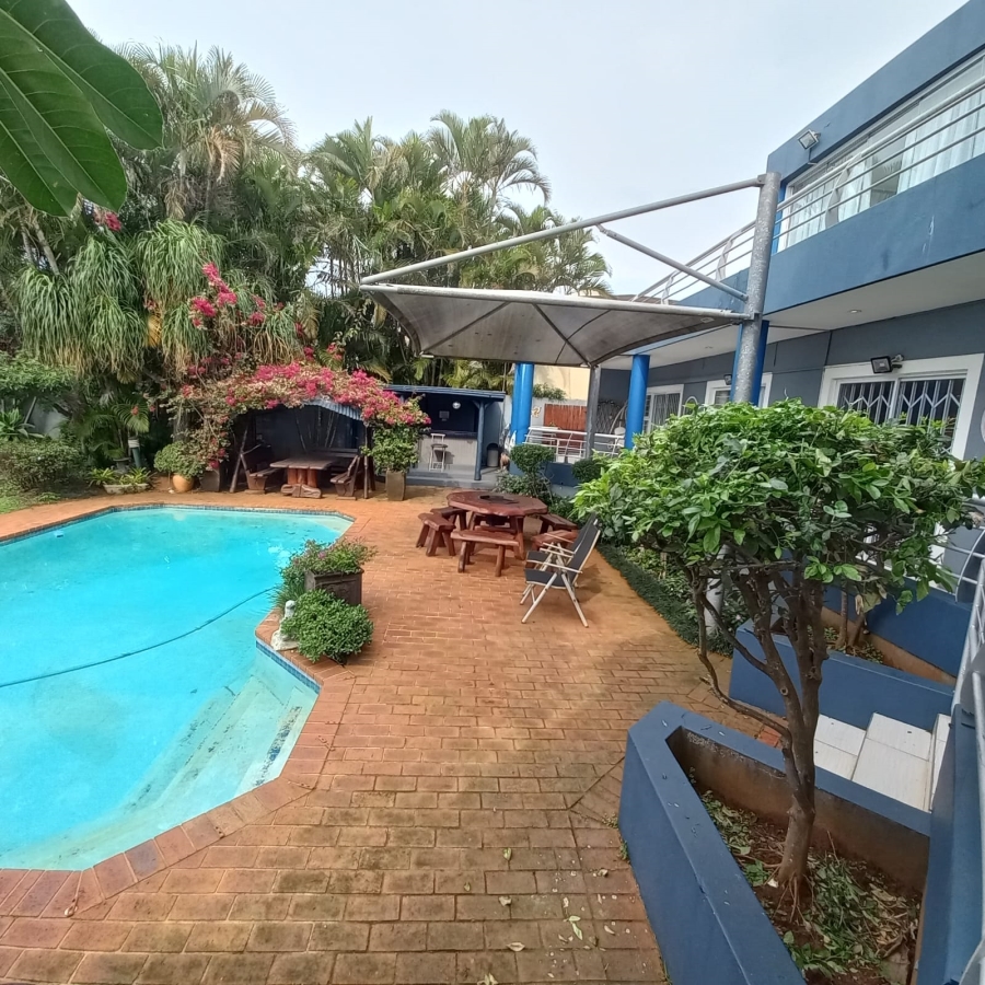 To Let 6 Bedroom Property for Rent in Umhlanga Ridge KwaZulu-Natal